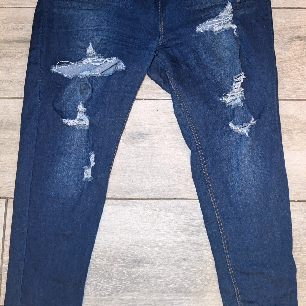 JVINI Blue Skinny Jeans with Distressed Detailing